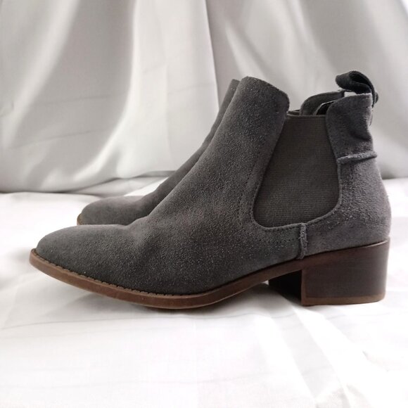 Steve Madden Dicey Gray Leather Booties Women’s Size 6 Ankle Boots Comfort - Picture 1 of 10